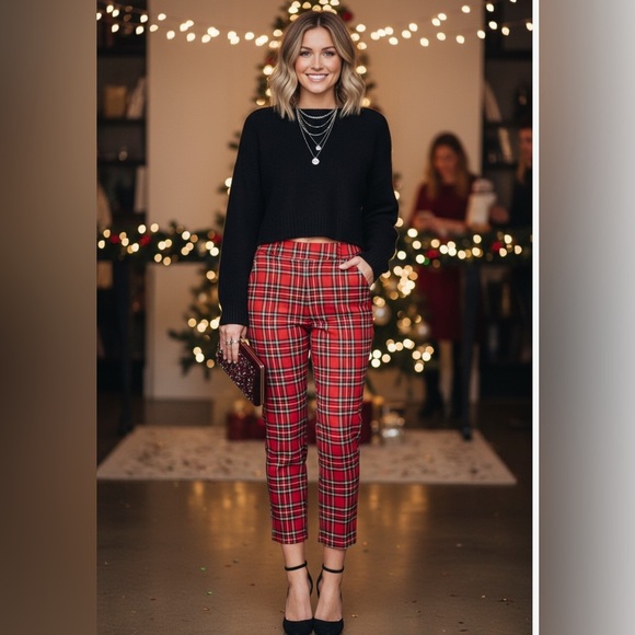 Like New! Tommy Hilfiger Red Plaid Pants Size 2 - Picture 7 of 7